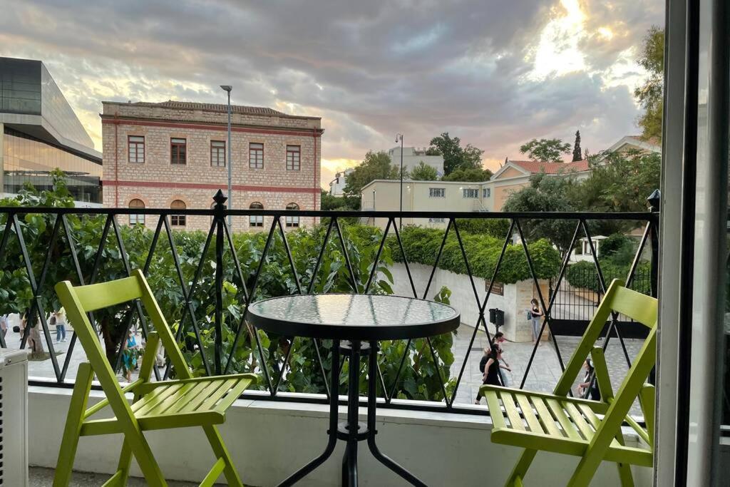 Acropolis View Huge Apartment - Centrally Located 雅典 外观 照片